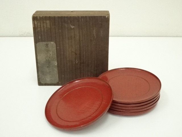 Lacquerware